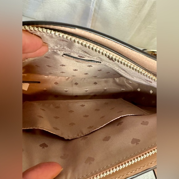 Kate Spade ♠️ Purse - Picture 9 of 14